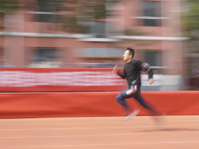 校运会-奔跑.jpg